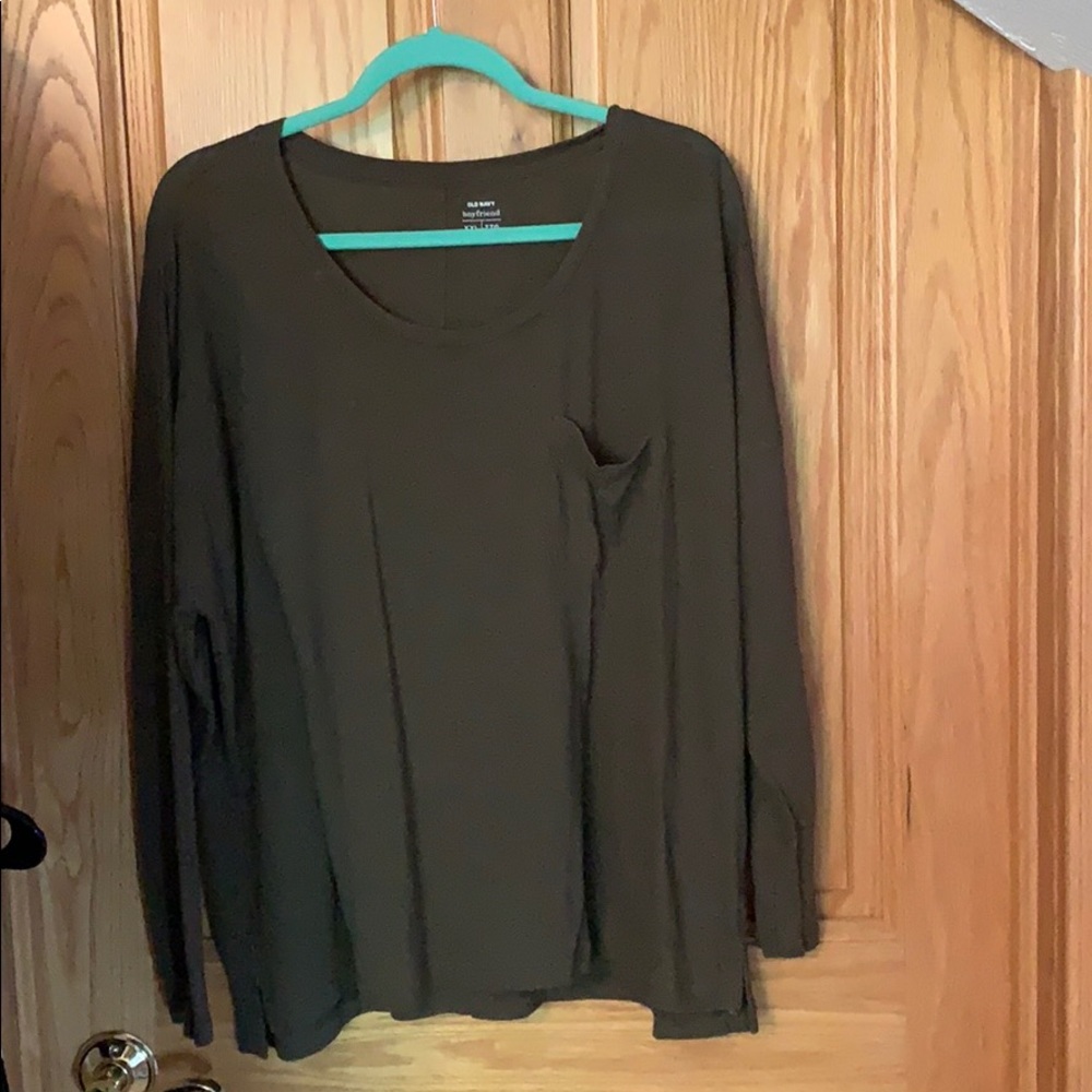 Old Navy long sleeve boyfriend tee
